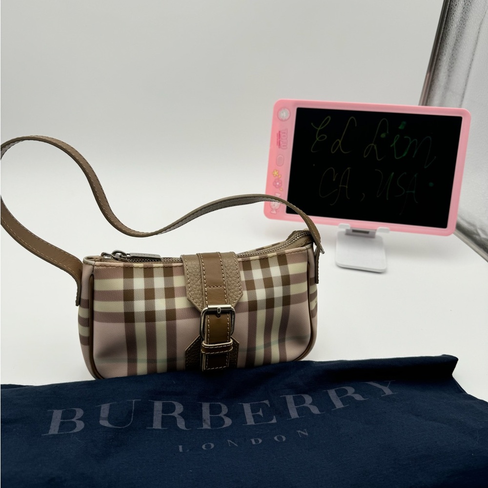 Burberry Pochette